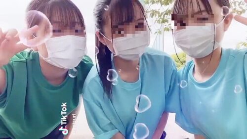 【動画】JKさん、TikTokで乳をバルンブルンに揺らしてしまうｗｗｗｗｗｗｗ