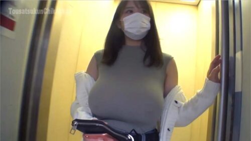 【動画】お、おっぱい娘が街を歩いている！！う、うわぁぁぁぁぁぁぁああ！！
