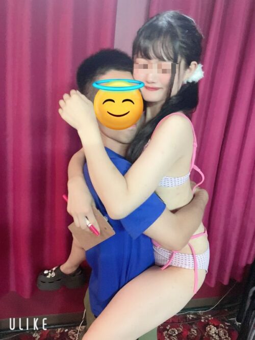【画像】地下アイドルの濃厚接触ファンサがエロすぎるｗｗｗｗｗｗｗｗｗｗｗ