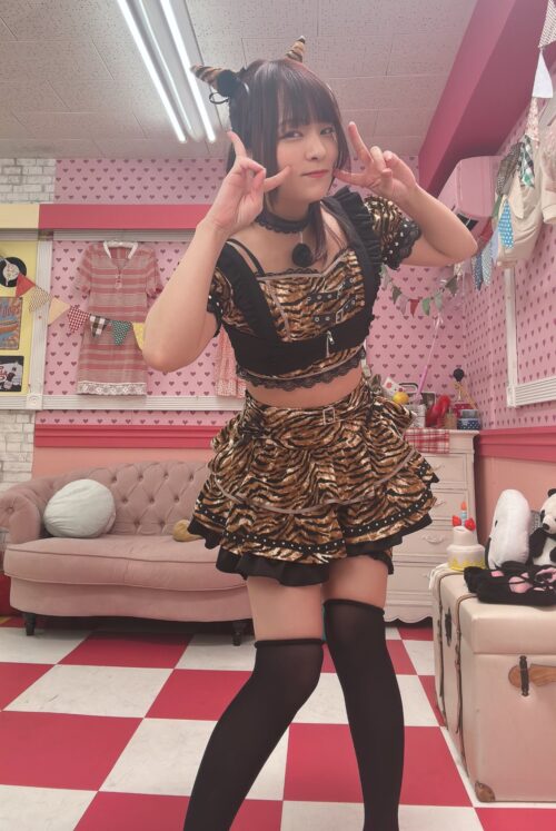 あべみかこ