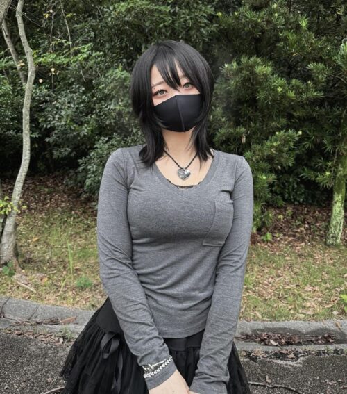 - 꽃 Hana@eyeshiny_gibous