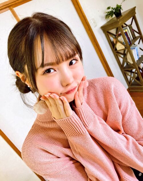 【論争】秋元真夏とか松本いちかみたいなちょいブスが1番興奮するよな？？