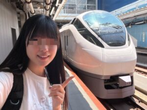 【悲報】撮り鉄男さん、同一趣味の女子にすら拒絶される