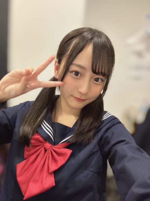 圧倒的透明感、花咲心菜ちゃんの推定Ｅカップグラビア