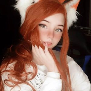 【画像】童顔陰キャのポーランドまんさん、おっぱいがビキニに収まらないｗｗｗｗｗｗｗｗｗ