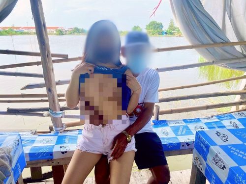 【画像】まんさん、しわしわジジイにセクハラされて大喜びしてしまう