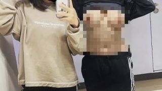 【画像】休日のJKさん、ふざけておっぱい出した写真をSNSに公開wwwのアイキャッチ画像