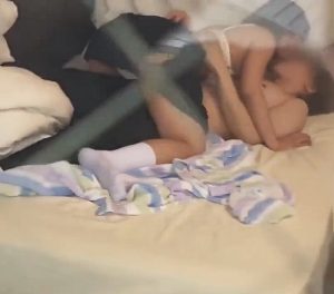 【動画】JKさん、おうちデート＆セッ◯スが隣家から丸見えｗｗｗｗｗｗｗ