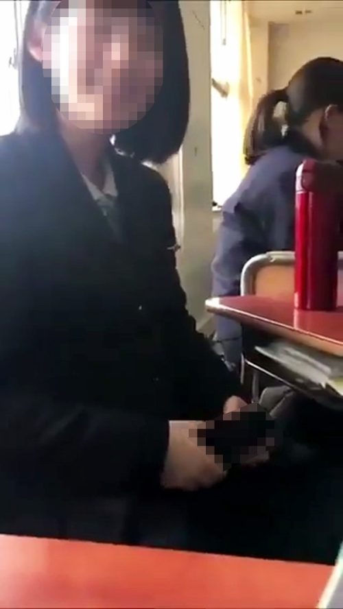 【動画】ＪＫ「男子ってこんな感じでオ◯ニーするんでしょ？ｗｗｗ」