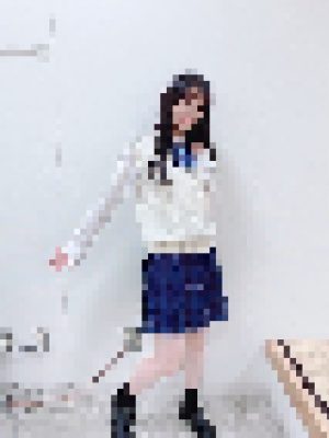 【画像】アイドルさん(18)、度を超えたおっぱいアピールでファン勃起ｗｗｗ