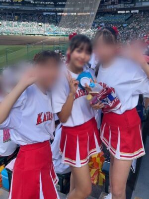 【動画】インタビュアーさん、甲子園のチアガールに我慢できずセクハラ
