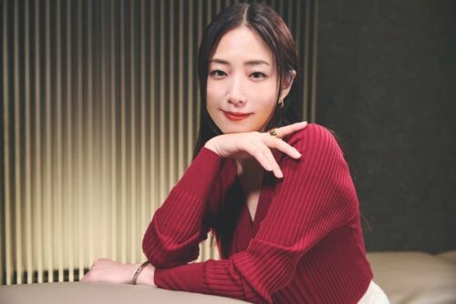 【画像】MEGUMI(46)「こんなおばさんでいいの？w」
