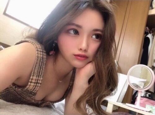【画像】トー横女子さん、野ション&露出自慰からのハメ撮りも流出してしまう…