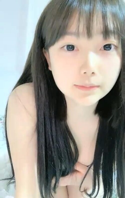 【画像】ガチで可愛いまんさん(20)、エロ配信で弱男から搾り取るｗｗｗｗｗｗ