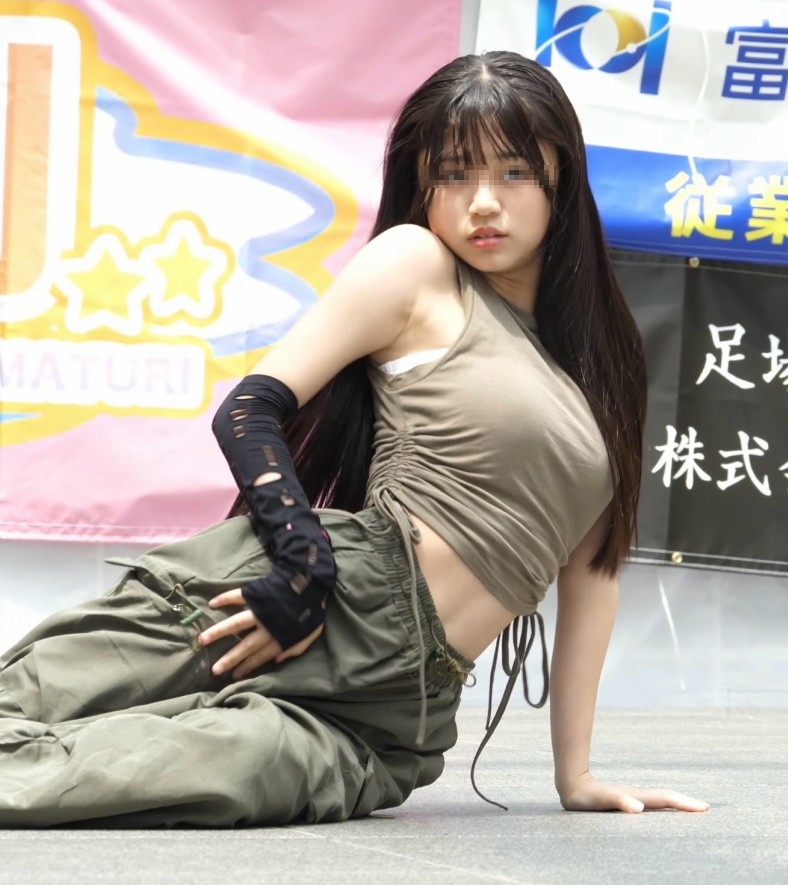 【画像】最近のJKダンス部、オッパイの迫力がすごい💃
