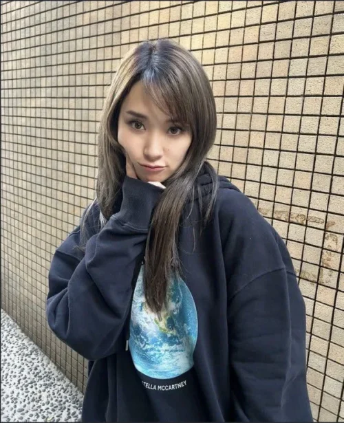 【画像】剛力彩芽さん(33)、なんかえっちな雰囲気になる